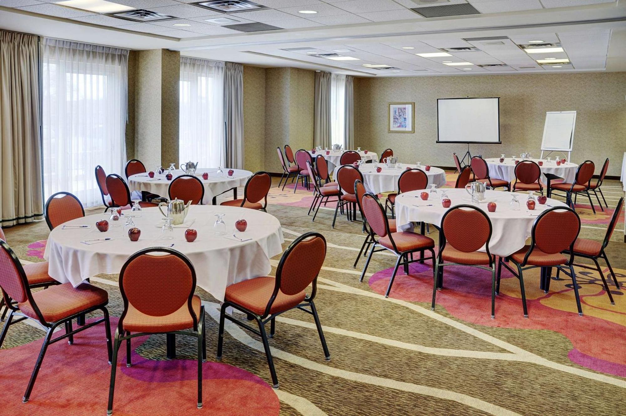 Hilton Garden Inn Kitchener/Cambridge Extérieur photo
